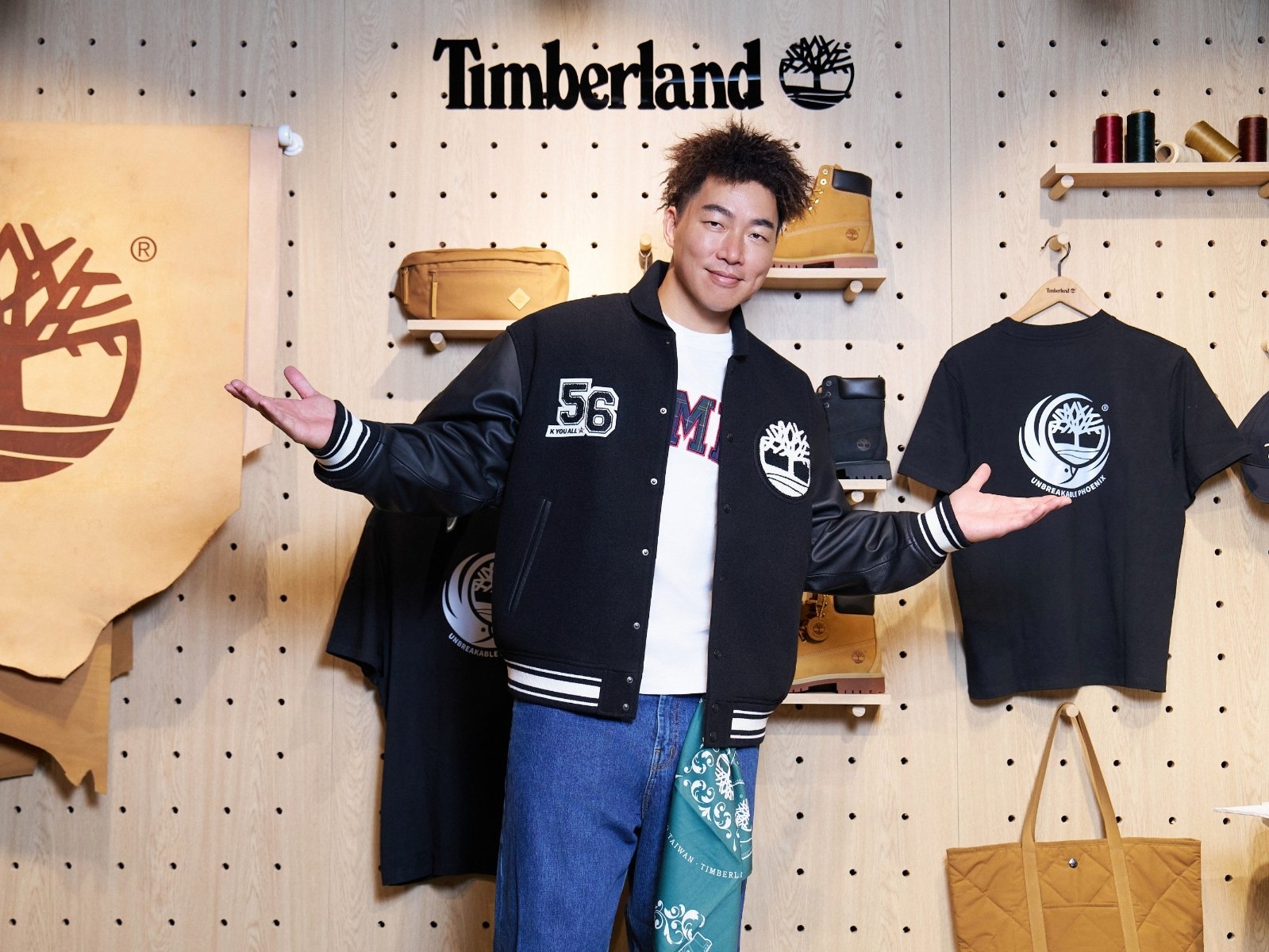 Timberland 攜手郭泓志打造最街頭應援派對！不死鳥化身「踢不爛大隊長」搖旗遊行嗨翻街頭！