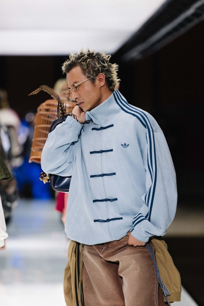 adidas 上海時裝周「POWER OF THREE」重磅壓軸登場:陳冠希、Poggy 等人皆現身,共創三條線的未來宣言!