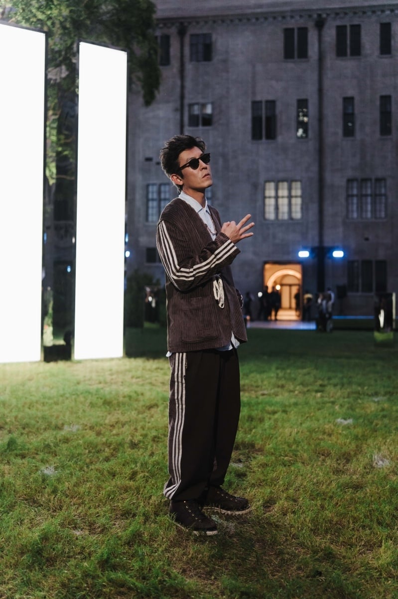 adidas 上海時裝周「POWER OF THREE」重磅壓軸登場:陳冠希、Poggy 等人皆現身,共創三條線的未來宣言!