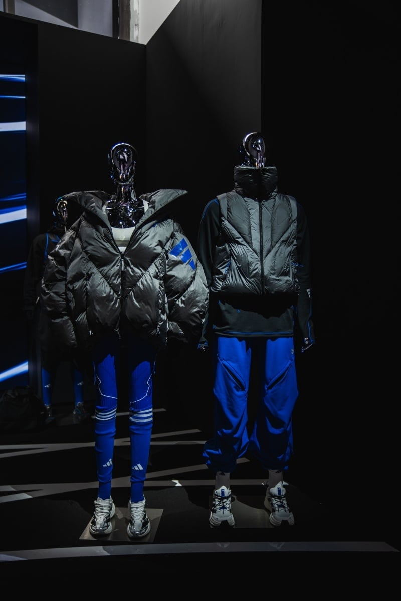 adidas 上海時裝周「POWER OF THREE」重磅壓軸登場:陳冠希、Poggy 等人皆現身,共創三條線的未來宣言!