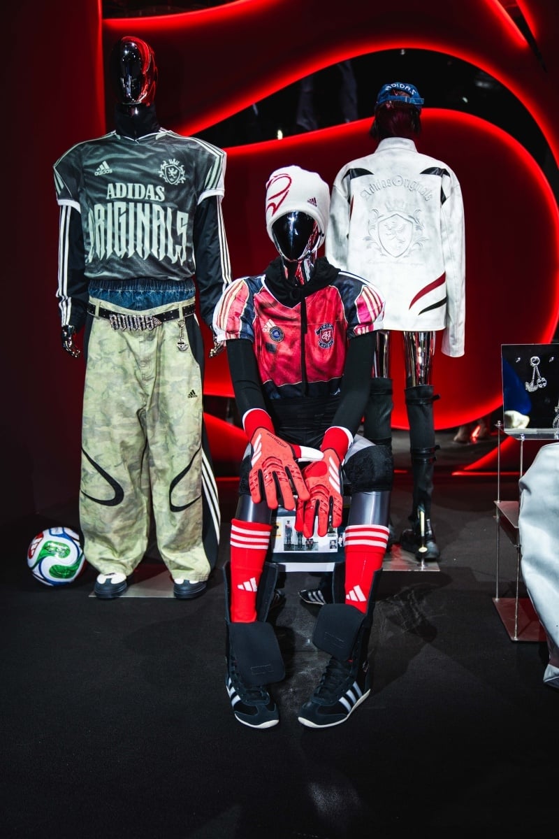 adidas 上海時裝周「POWER OF THREE」重磅壓軸登場:陳冠希、Poggy 等人皆現身,共創三條線的未來宣言!