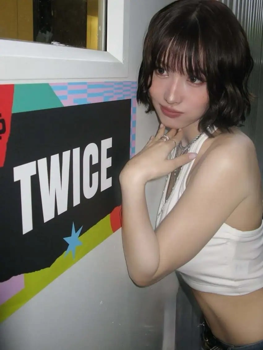 TWICE MOMO