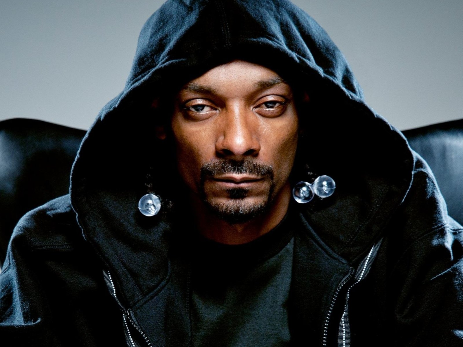 Snoop Dogg 54 歲生日快樂！回顧西岸傳奇的經典時刻與知名歌曲