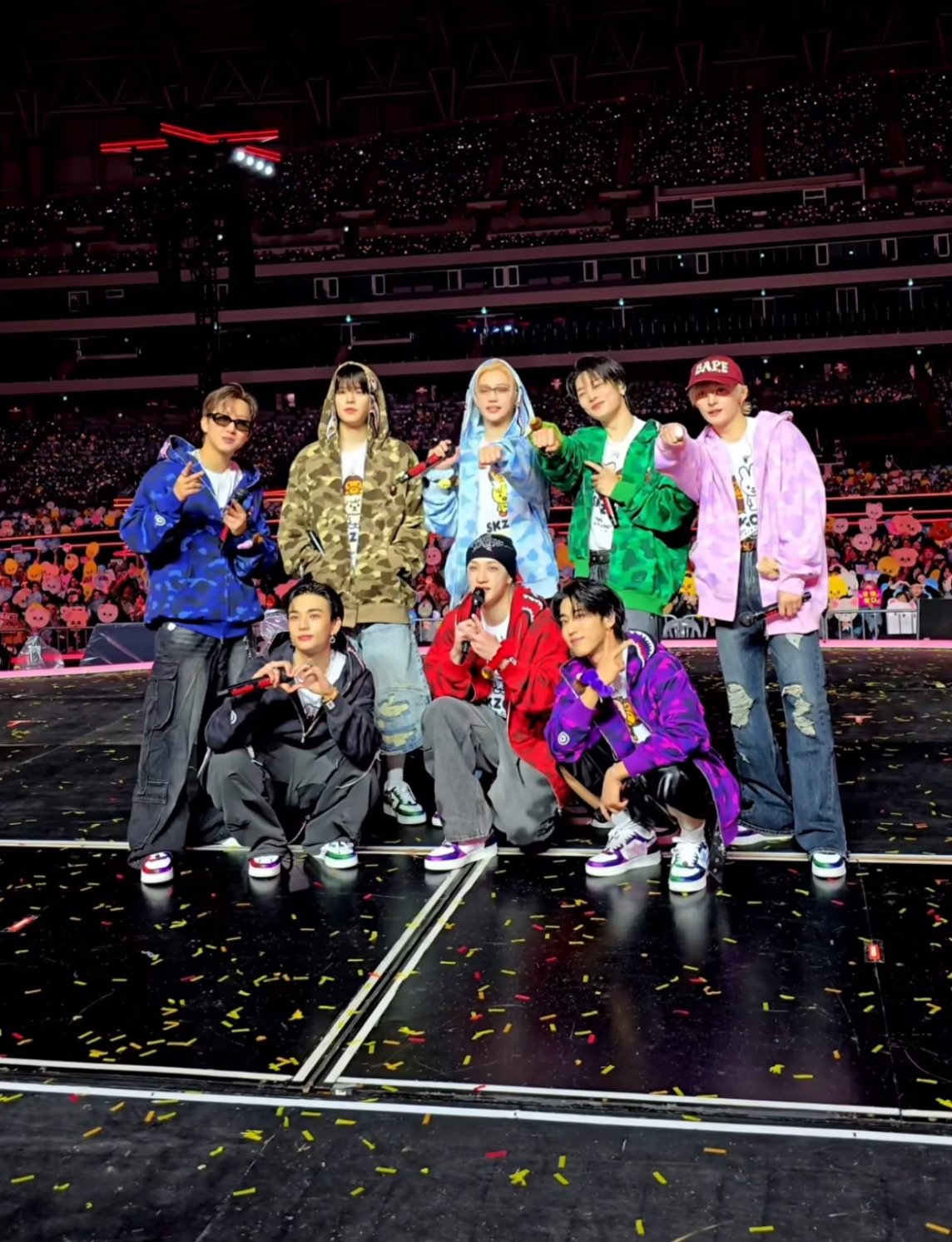 BAPE® x STRAY KIDS 聯名系列正式登場!街頭潮流與韓流能量的終極融合