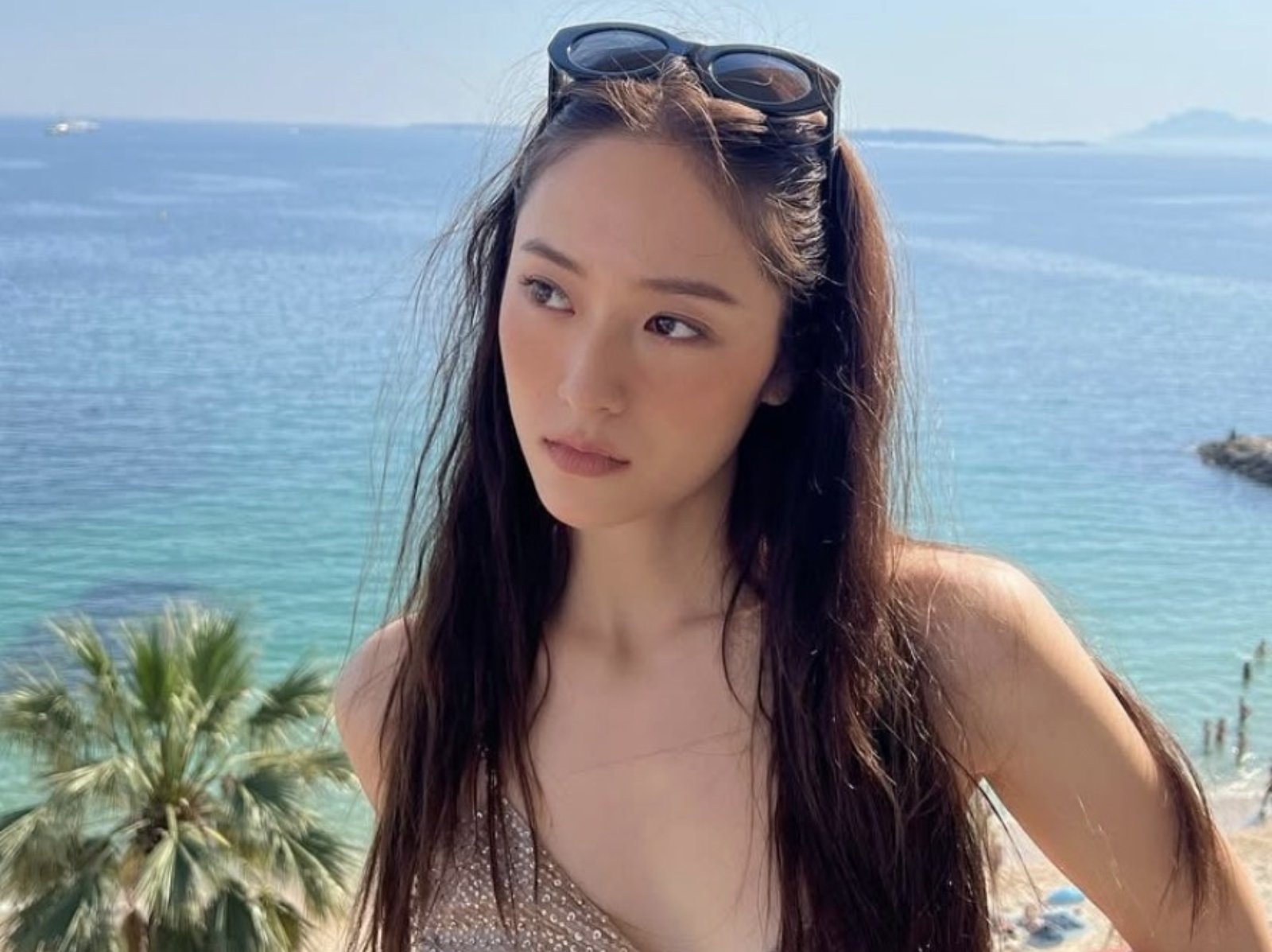 Krystal 鄭秀晶回歸歌手本業,自 f(x) 出道 16 年後首度發行個人專輯!