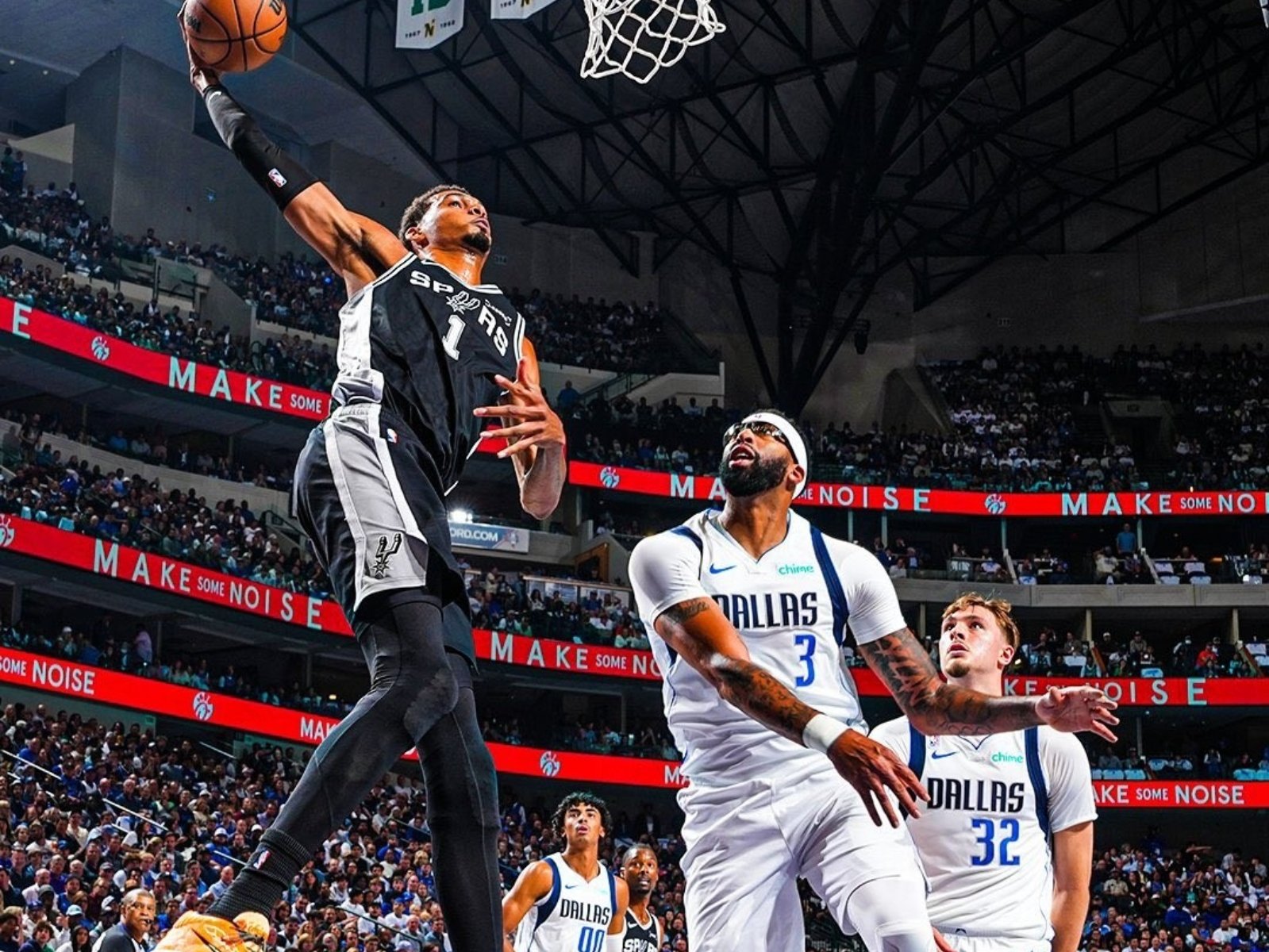 NBA／Wembanyama 狂炸 40 分 15 籃板寫歷史紀錄！自信喊話「我還有很多技巧想加進比賽！」