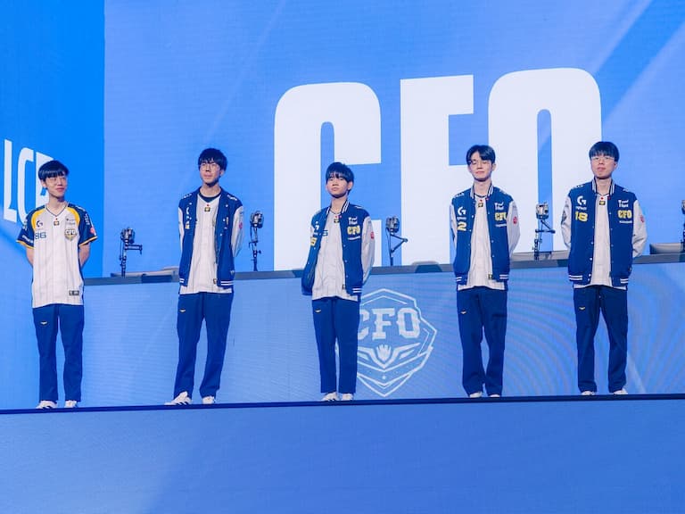 《英雄聯盟》S15 世界大賽台灣 CFO 擊敗 FLY 晉級八強！睽違 10 年再創榮耀！