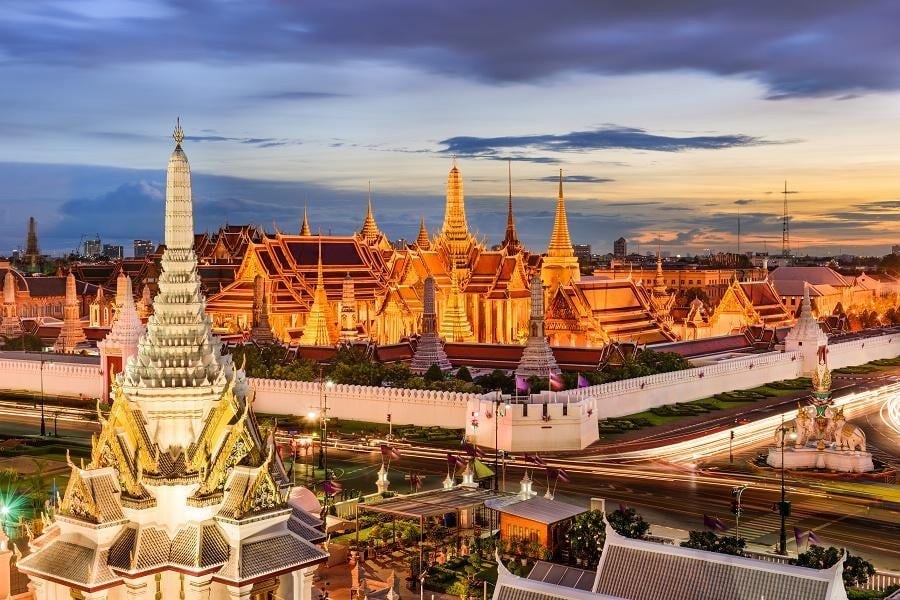 泰國王太后詩麗吉辭世服喪期 90 日!旅遊景點、服裝規定一次看!