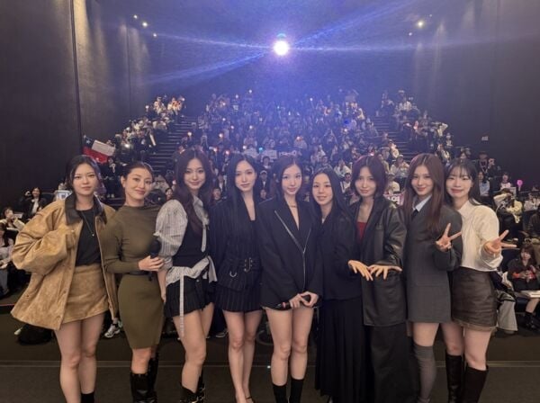 TWICE 定延生病近況曝光!瓜子臉、大長腿瘦回巔峰粉絲淚讚:「健康的她最美!」