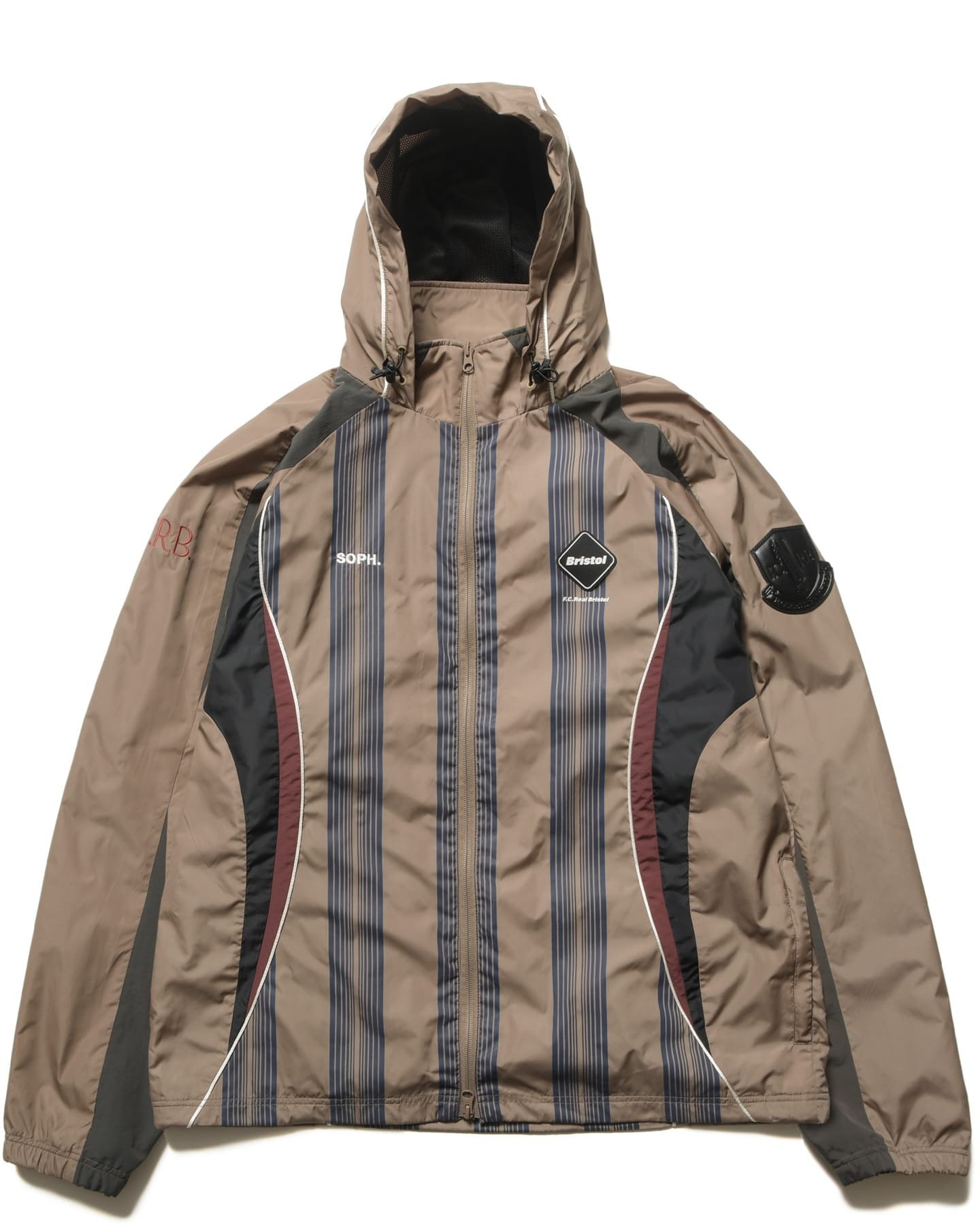 2025 機能外套 8 家品牌推薦!The North Face、GOOPiMADE、WISDOM...等品牌讓你防風防水又帥氣!