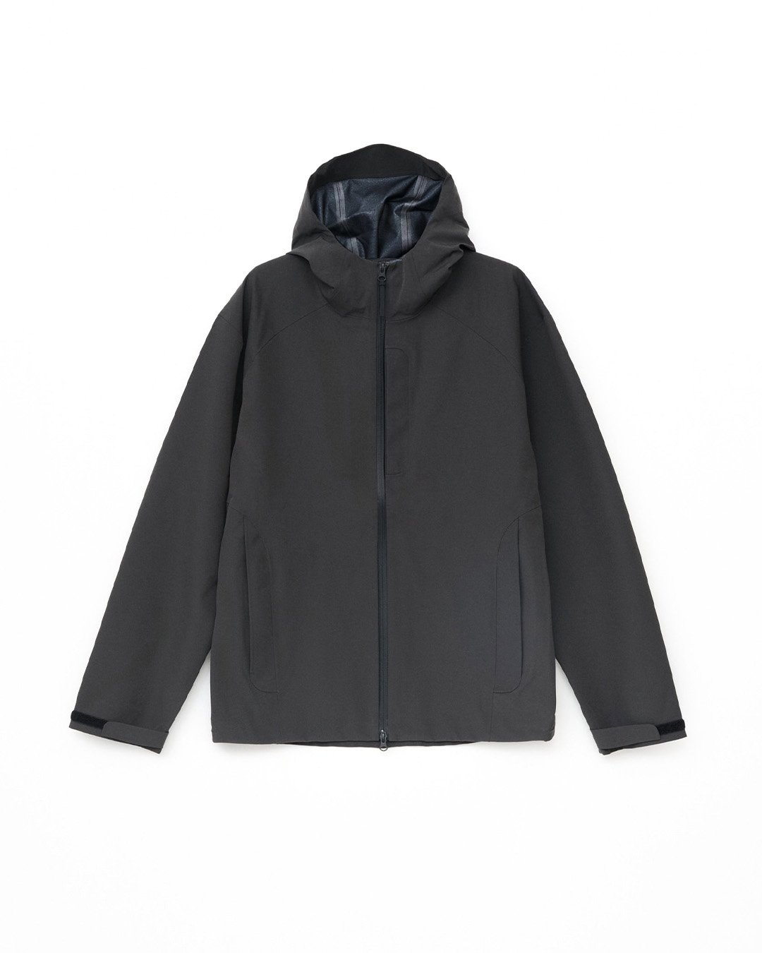 2025 機能外套 8 家品牌推薦!The North Face、GOOPiMADE、WISDOM...等品牌讓你防風防水又帥氣!