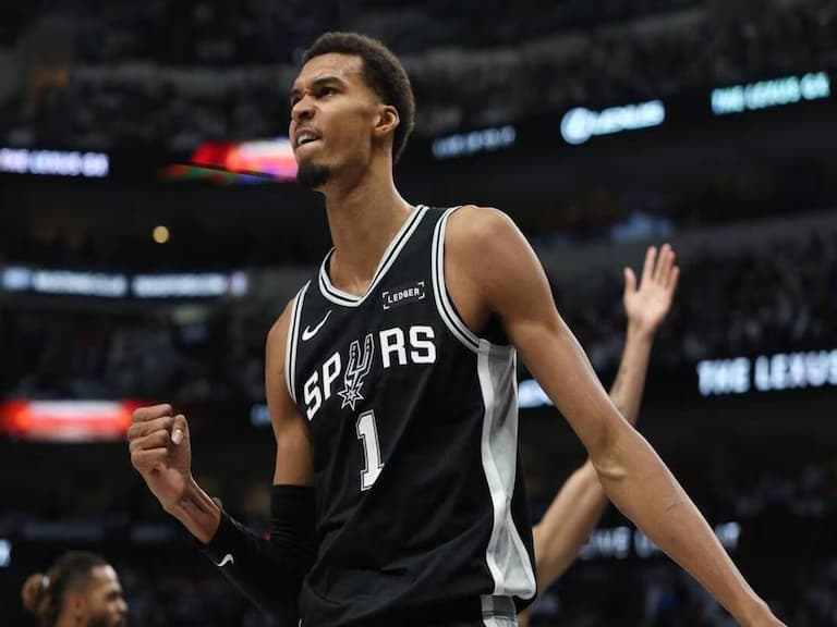 NBA／Wembanyama 大秀 360 度上籃＋絲滑背後運球！率馬刺開季四連勝！