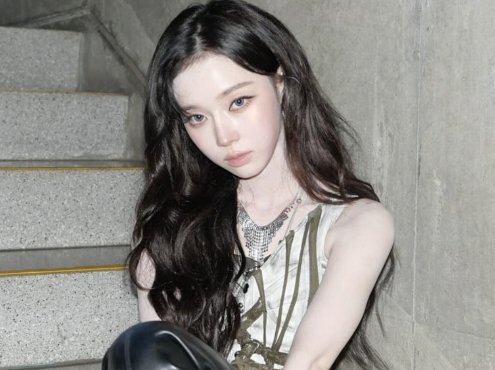 aespa Winter 直播用中文狂撩粉!從甜喊「金冬天」到連發甜言蜜語萌翻全網!