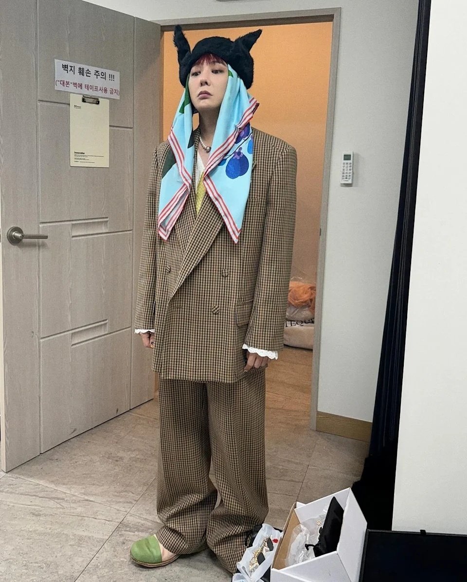 G-Dragon 穿過就爆紅!從鐵夾到香奈兒,那些被「GD 著」定義的潮流瞬間