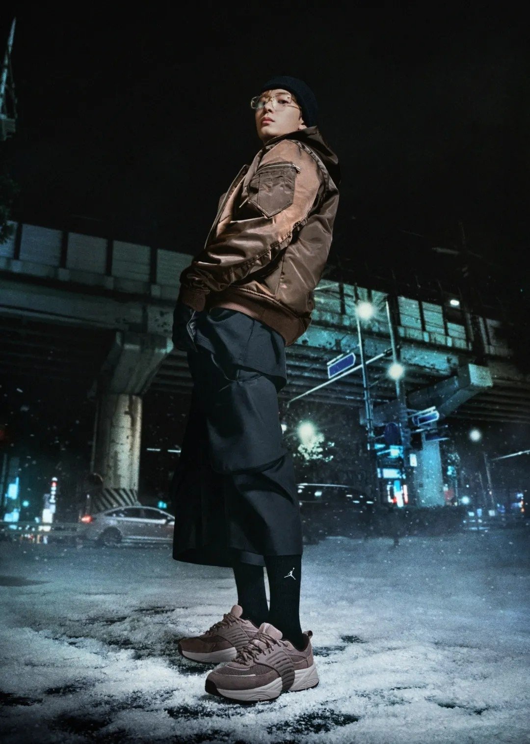Jordan Brand 攜手王嘉爾演繹 2025 冬季系列!樹枝迷彩夾克、Jordan Trunner O/S 簡直太燒!