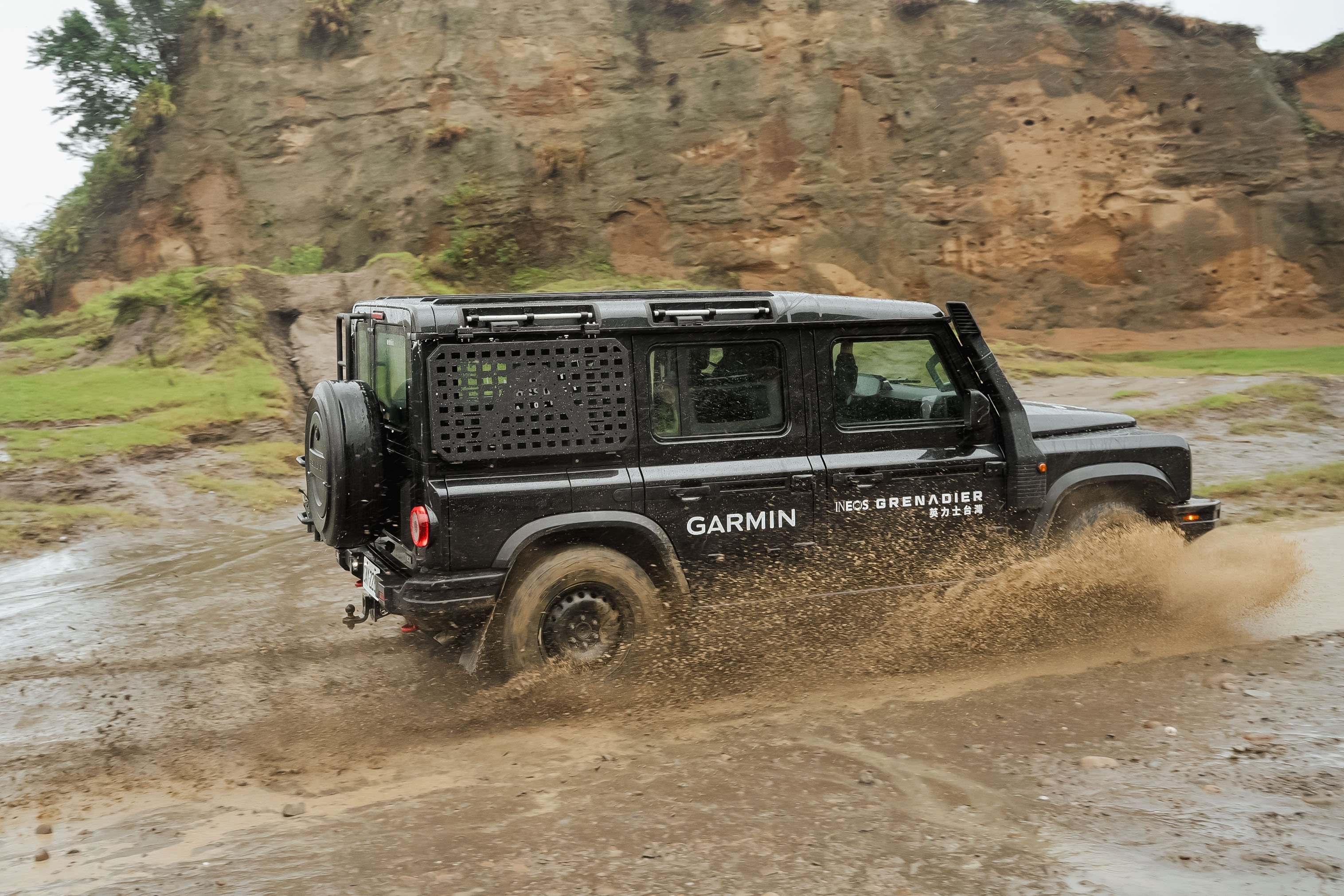 Garmin 攜手 INEOS Grenadier！ 演繹都會荒野探索新境界！