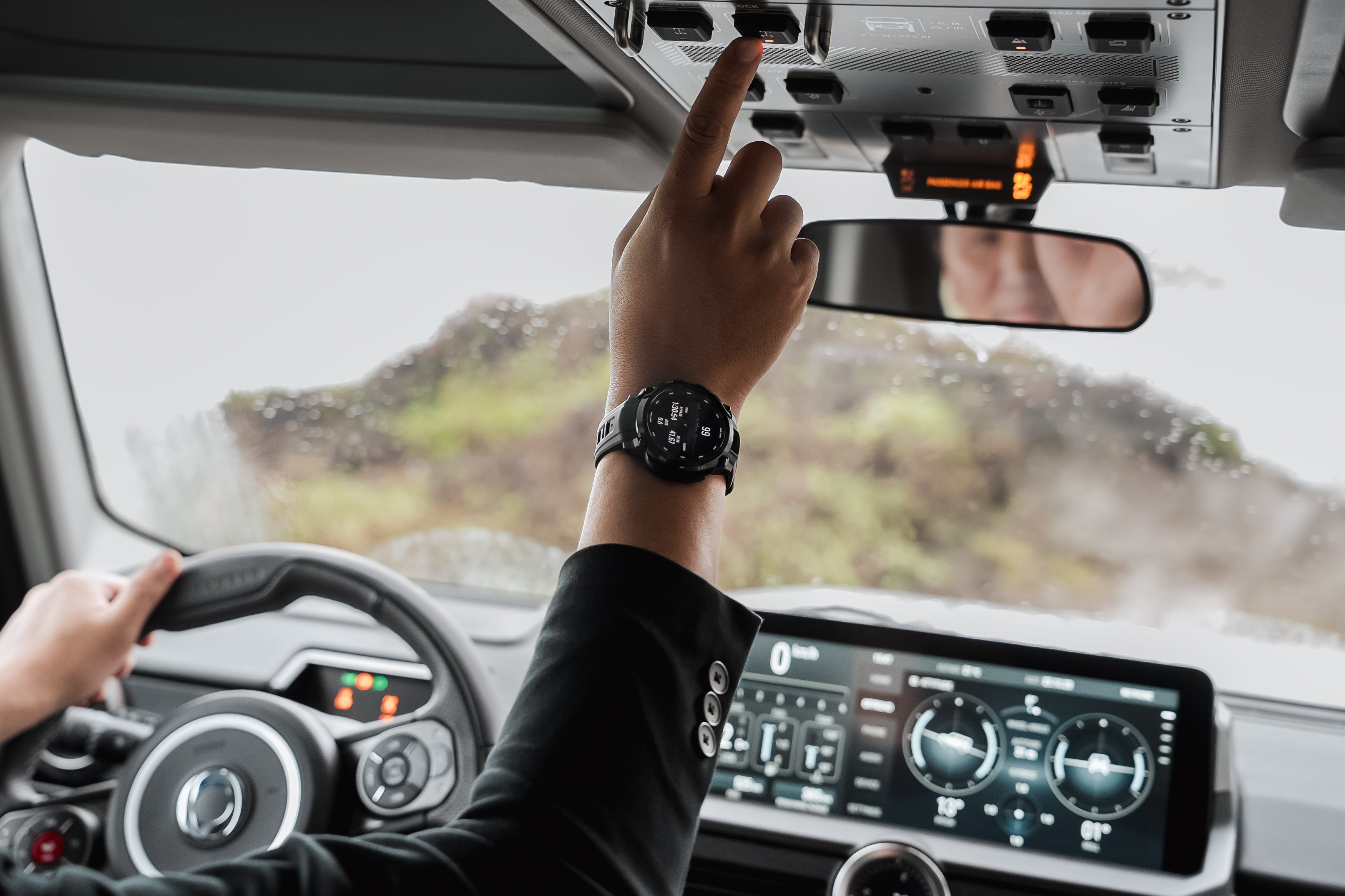 Garmin 攜手 INEOS Grenadier！ 演繹都會荒野探索新境界！