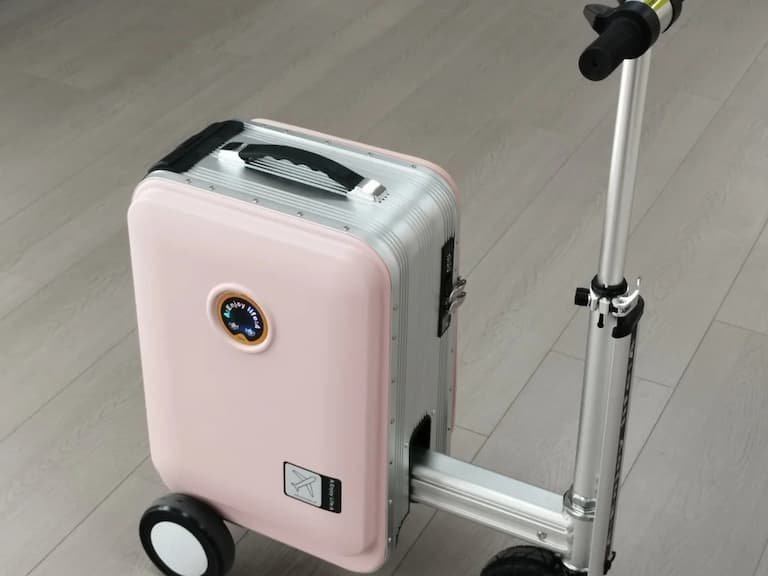 桃園機場規範禁用「電動行李箱」！日本、新加坡也禁止，違規最高罰 10 萬！