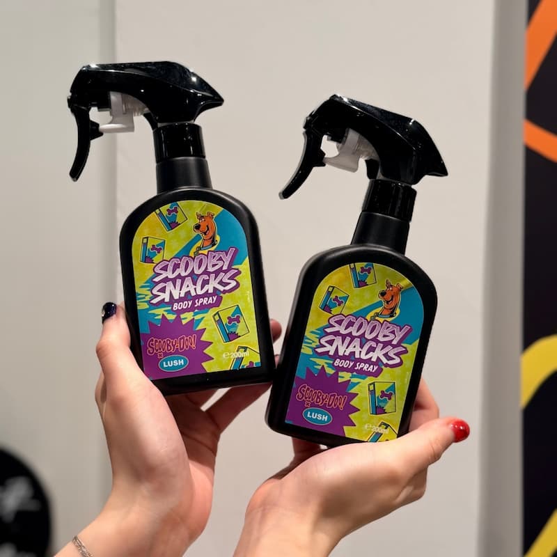 2025 900 元以上聖誕禮物推薦｜狗狗史酷比 x LUSH 史酷比零食身體噴霧 NT$2000