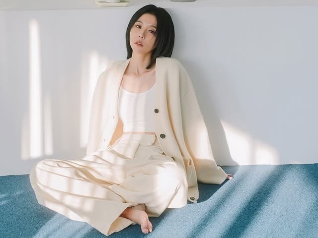 邵雨薇 IG 私訊遭粉絲灌爆求用「新功能簽名」！她崩潰喊：「欺負我！」