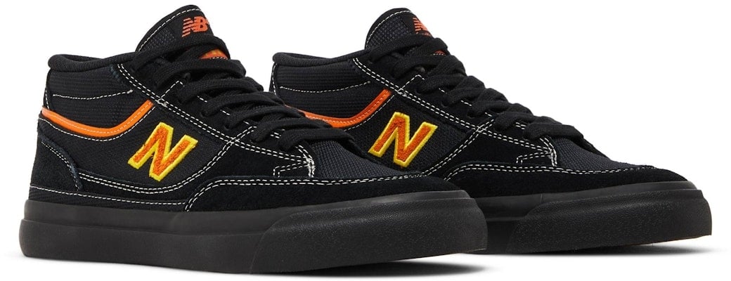 2025 萬聖節球鞋 10 雙盤點!Nike、adidas、NB⋯要當「搞怪鞋頭」這篇快筆記!