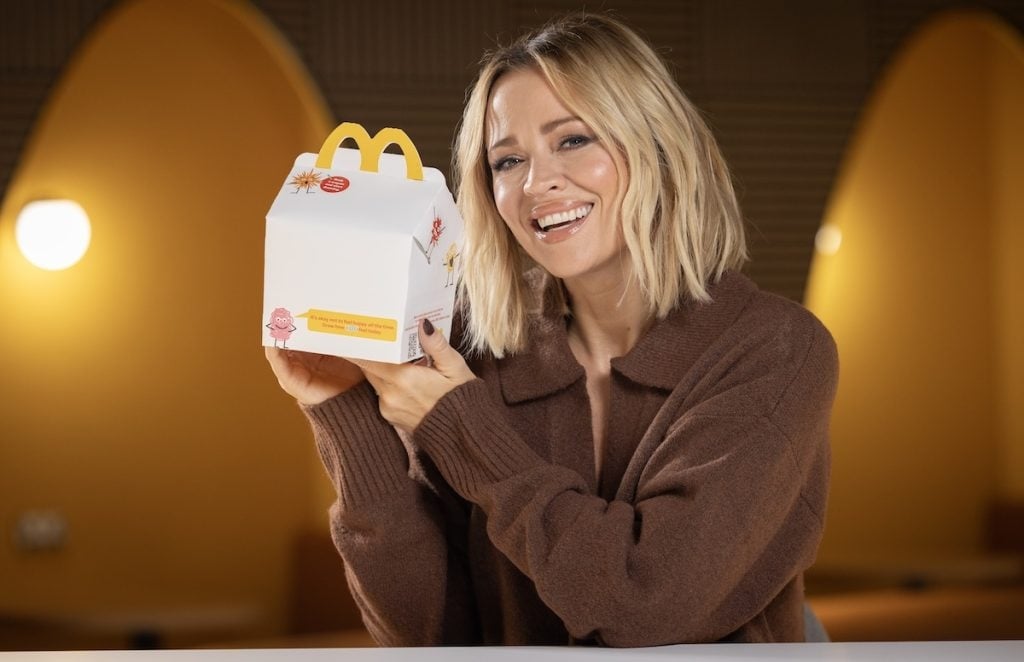 英國麥當勞快樂兒童餐餐盒經典紅色不見了!背後原因超暖心!