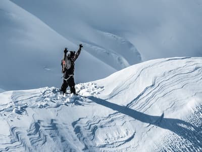 QUIKSILVER & ROXY本季推出機能X時尚X環境友善 的全方位滑雪系列！