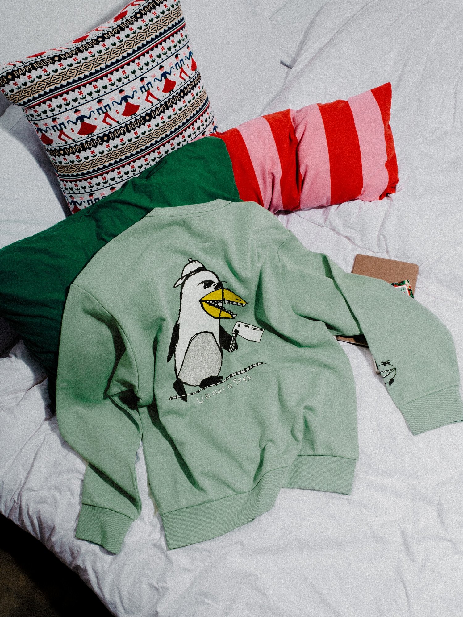 Vans 攜手韓國藝術家 Riroo 推出 2025 秋冬藝術家聯名系列