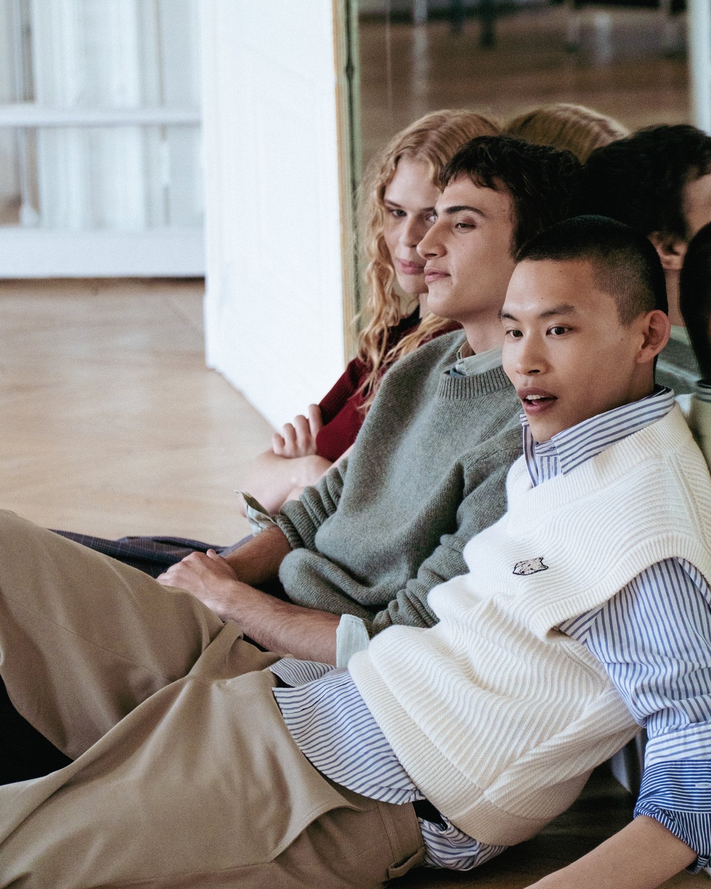 吳念軒演繹巴黎 × 東京風尚 Maison Kitsuné 忠孝 SOGO 全新櫃位優雅揭幕