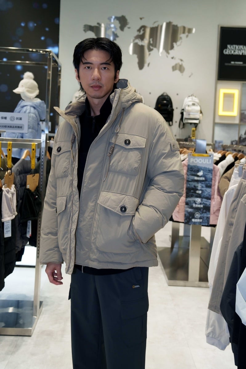 《回魂計》傅孟柏親自演繹國家地理 2025 秋冬羽絨系列!雙面男神展現冬季機能美學