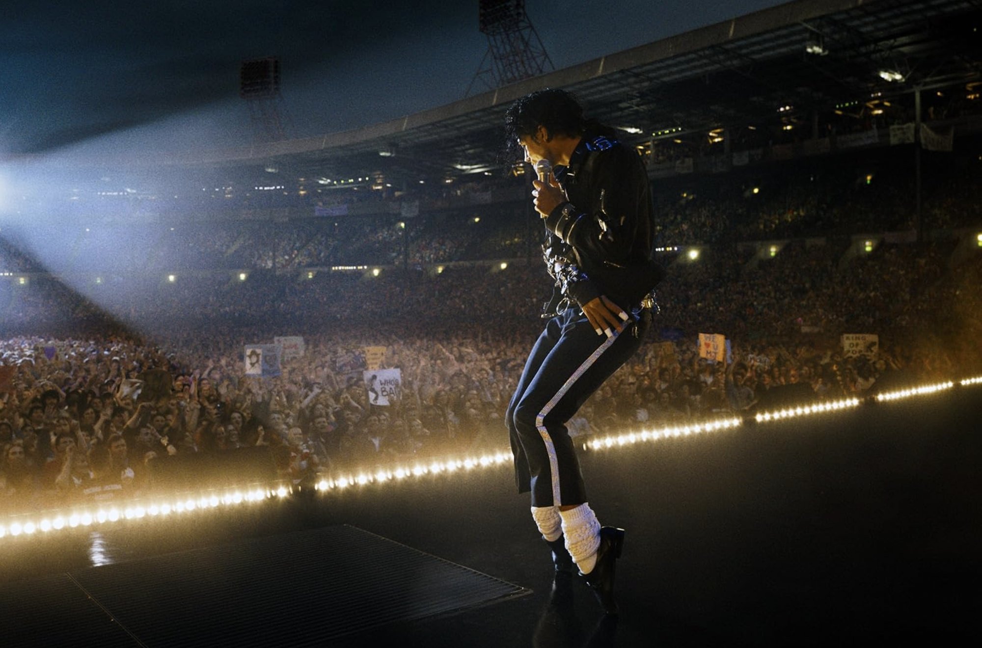 麥可傑克森 Michael Jackson 傳記電影預告曝光!姪子主演完美復刻叔叔經典舞步!