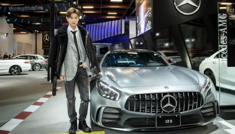 范姜彥豐、粿粿婚變!意外撞臉《頭文字D》拓海,劇情神還原網笑翻:「都被綠!」