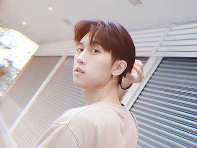 范姜彥豐、粿粿婚變！意外撞臉《頭文字D》拓海，劇情神還原網笑翻：「都被綠！」