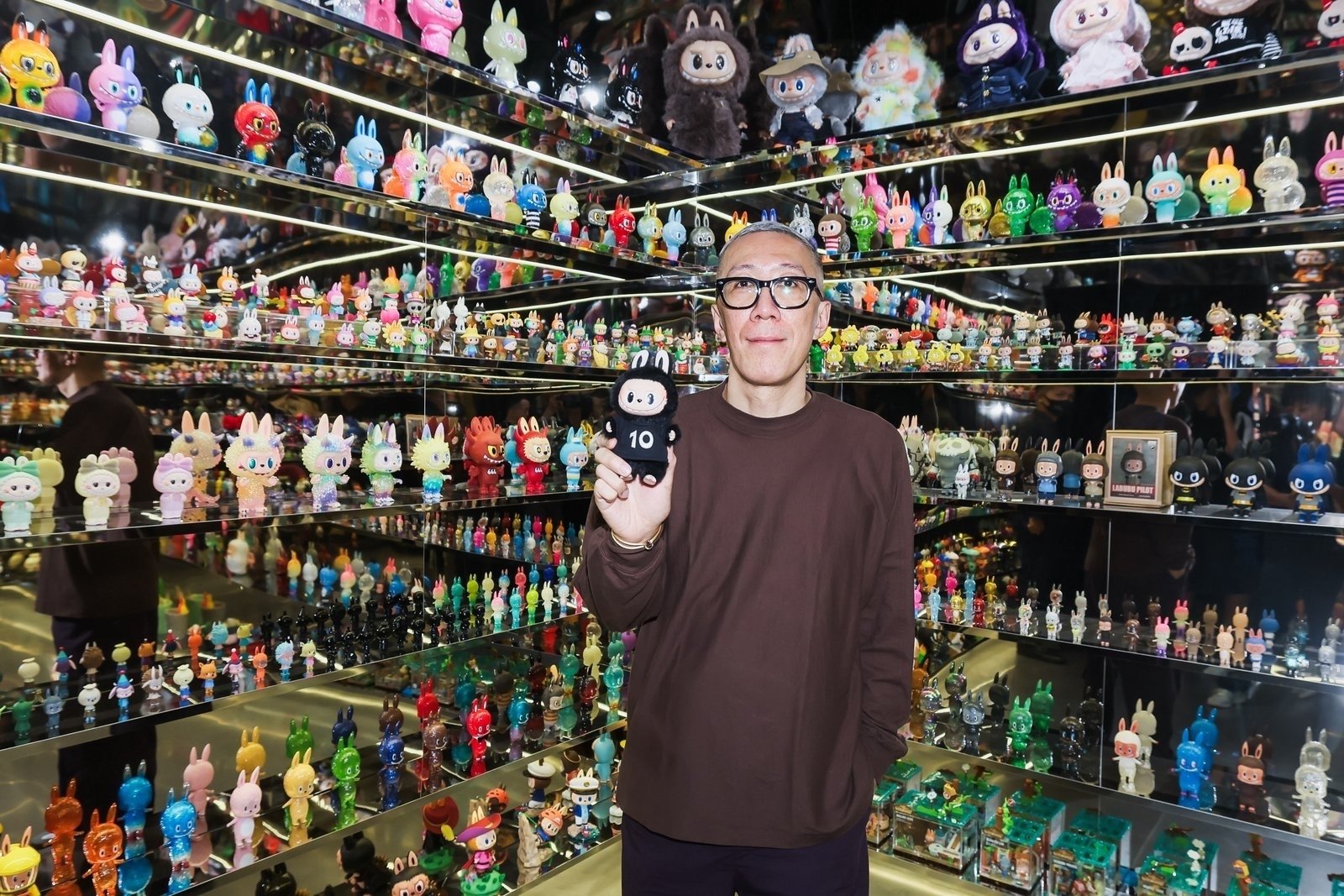 龍家昇與 LABUBU 粉絲必朝聖!THE MONSTERS 十週年展九大展區亮點一次看