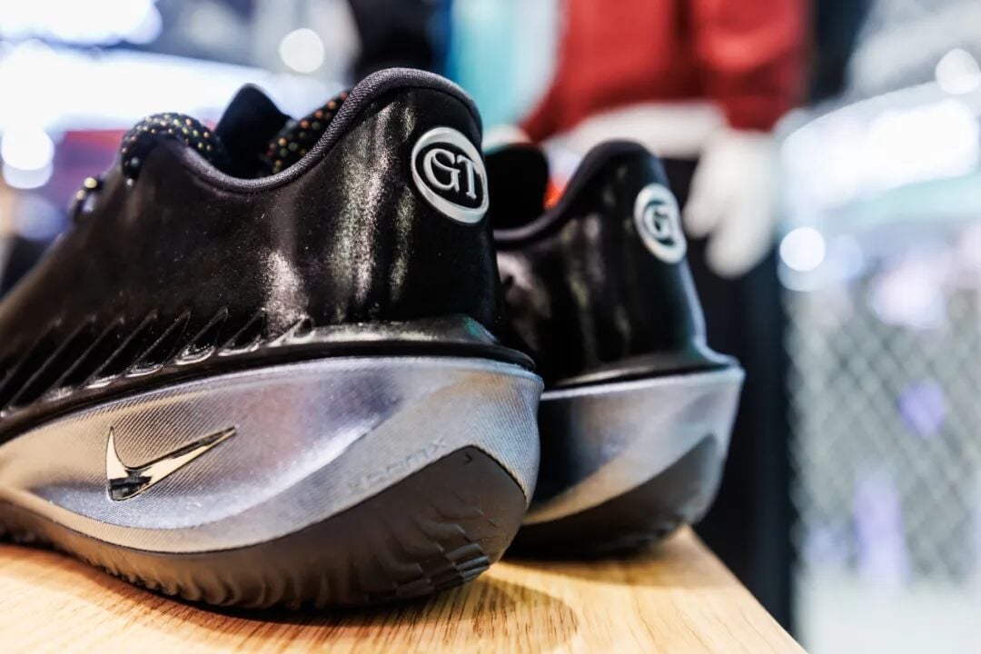 Nike G.T. Cut 4 正式發表「完整亮點」解析！全新室外戰靴 Nike S.T. Glow 同步推出！