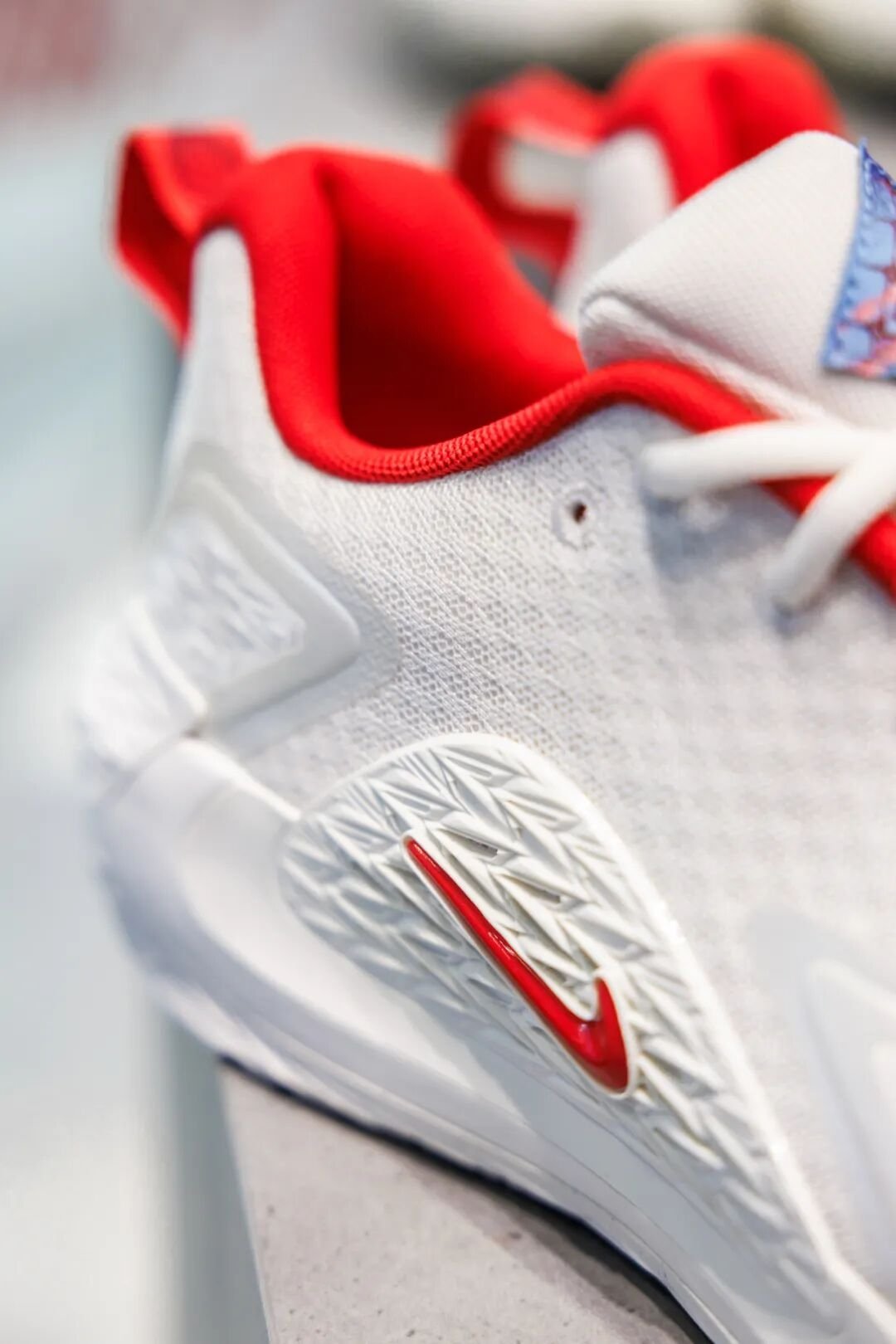 Nike G.T. Cut 4 正式發表「完整亮點」解析！全新室外戰靴 Nike S.T. Glow 同步推出！