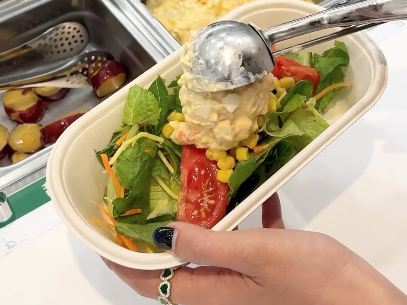 7-11 推出「自助沙拉吧」、「現烤麵包機」引熱議！門市地點、販售方式⋯一次看！