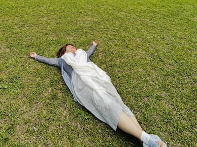 你不需要一次征服整片海，只要學會～和每一道浪一起呼吸，浪就會慢慢變得溫柔。《Alice 的情緒快遞》