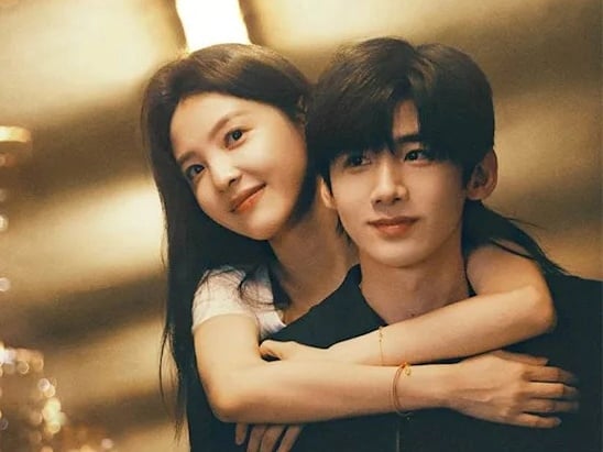 白敬亭認真演帥哥太累！殺青感嘆：「可以做回我自己！」