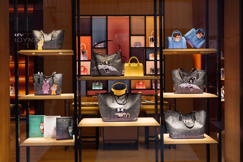 MOYNAT