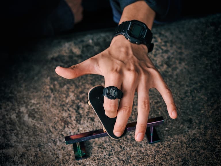 G-SHOCK 戒指錶 DWN-5600 震撼登場！突破性設計顛覆傳統腕錶概念，想要都不一定買得到！