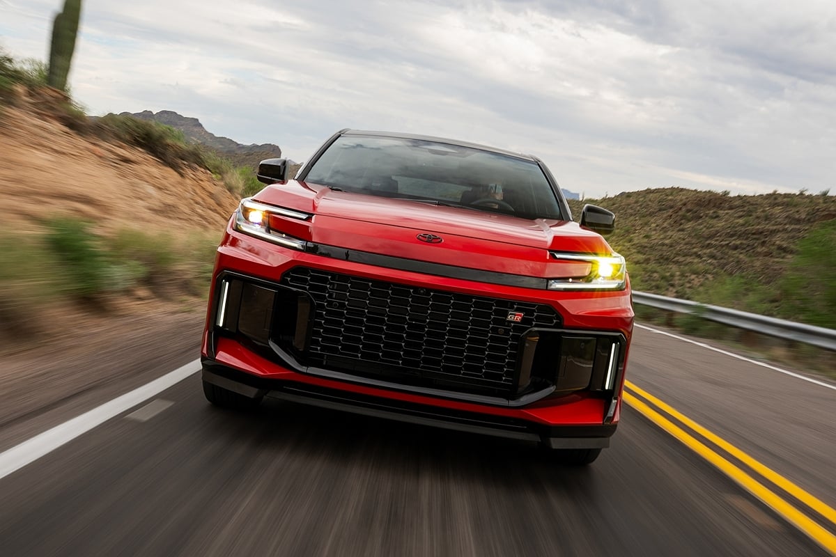 Toyota RAV4 第六代澳洲售價飆破 200 萬？漲幅 12% 引發網友熱烈討論！