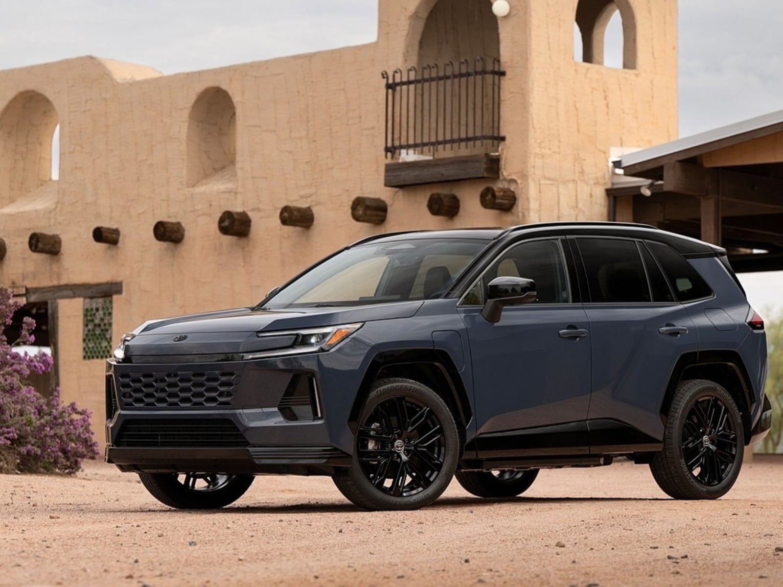 Toyota RAV4 第六代澳洲售價飆破 200 萬？漲幅 12% 引發網友熱烈討論！