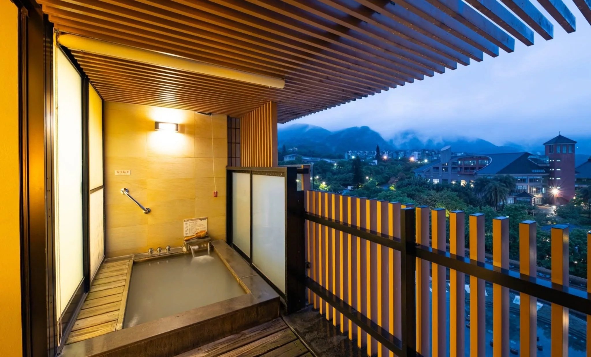 2025 全台泡湯溫泉地點推薦總整理｜種類、特色、縣市⋯一次看！