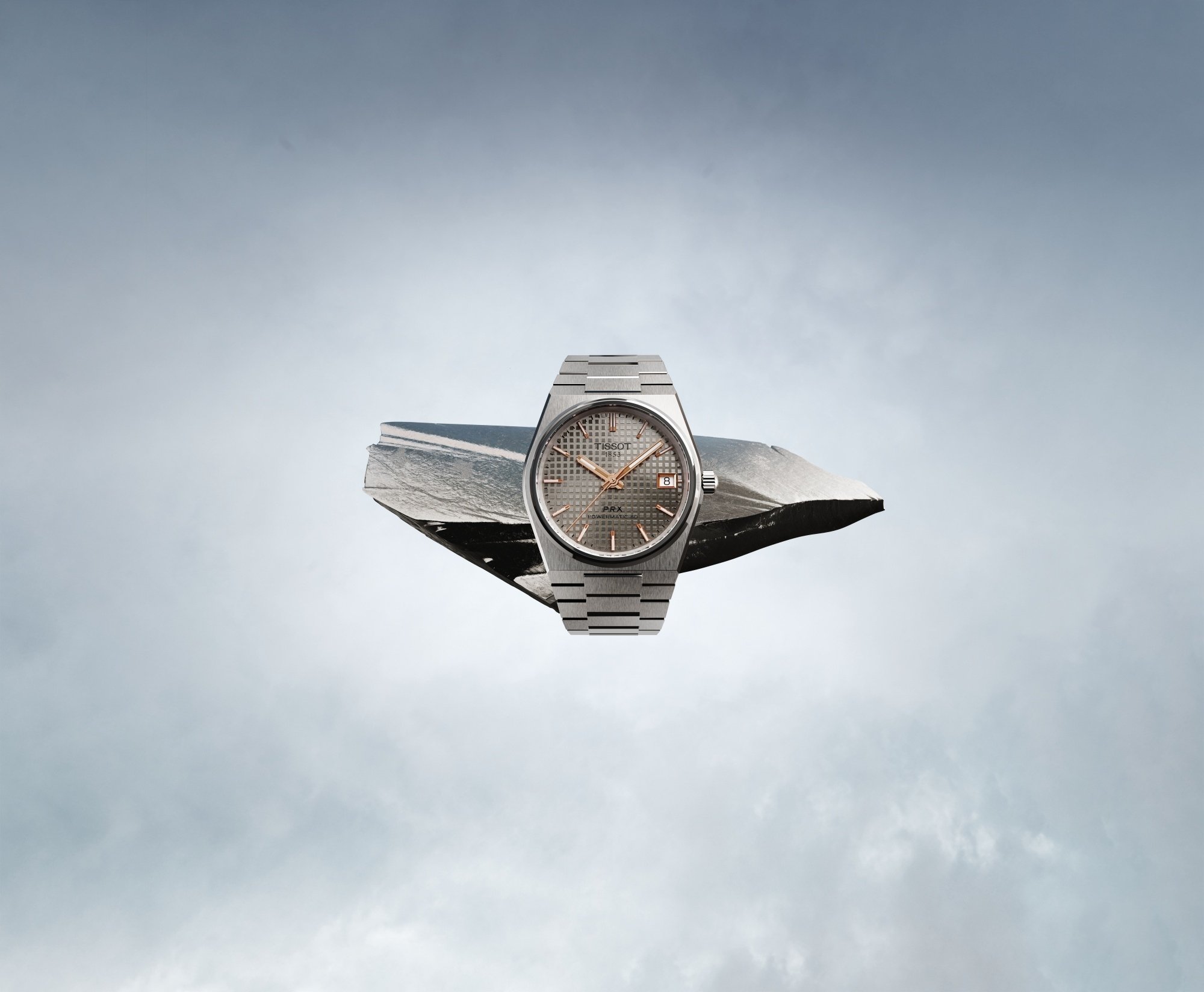 PRX 再進化 38mm鈦金屬款輕盈登場