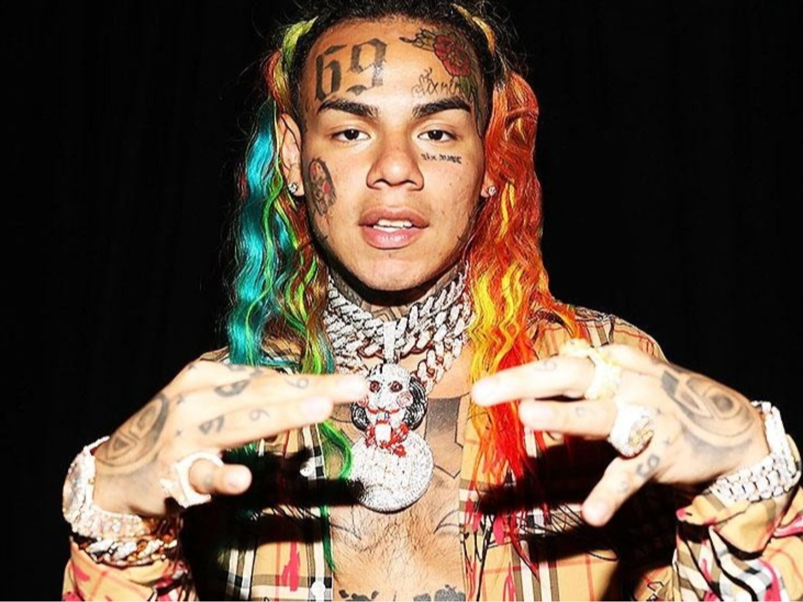 NBA／6ix9ine 爆料自己「與 Curry 妻子」有染！美國網友傻眼「只是在蹭流量吧？」