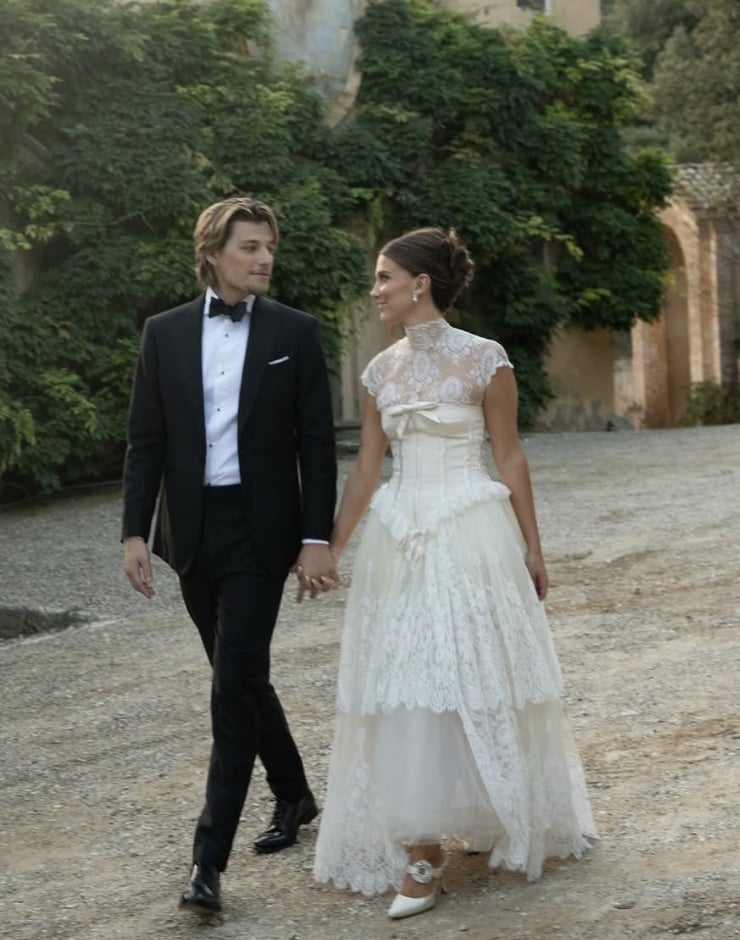 米莉芭比布朗 Millie Bobby Brown 自爆倒追傑克邦喬飛!坦言:「他當時無意交往!」