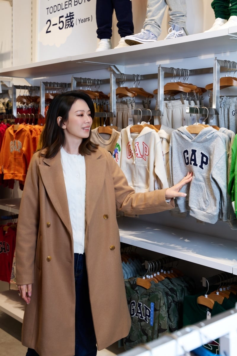 Gap 環球購物中心新北中和店盛大開幕!Melody 親自演繹 Gap 秋冬時尚風格