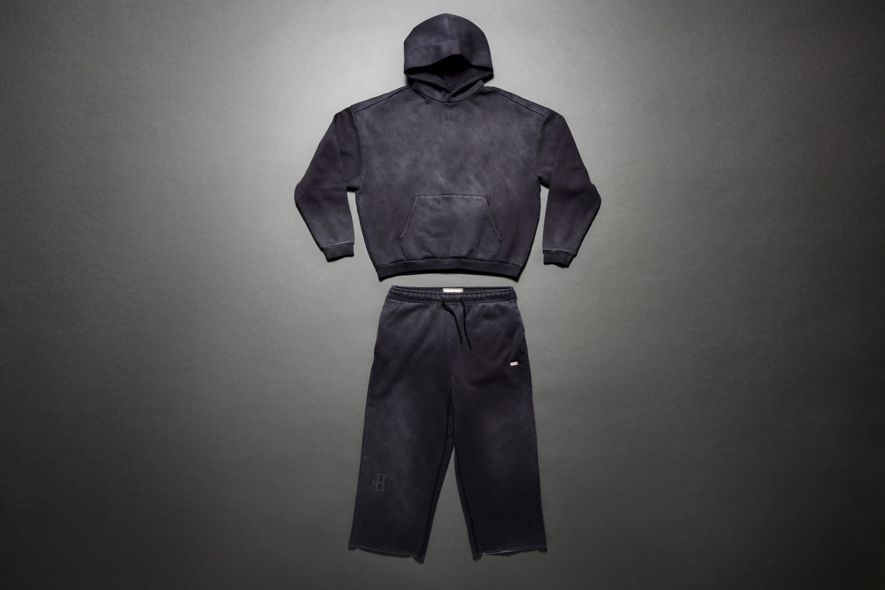 Nike Book 2 正式曝光「鞋款亮點」完整解析！貼地感更強、靈感源自復古汽車文化！