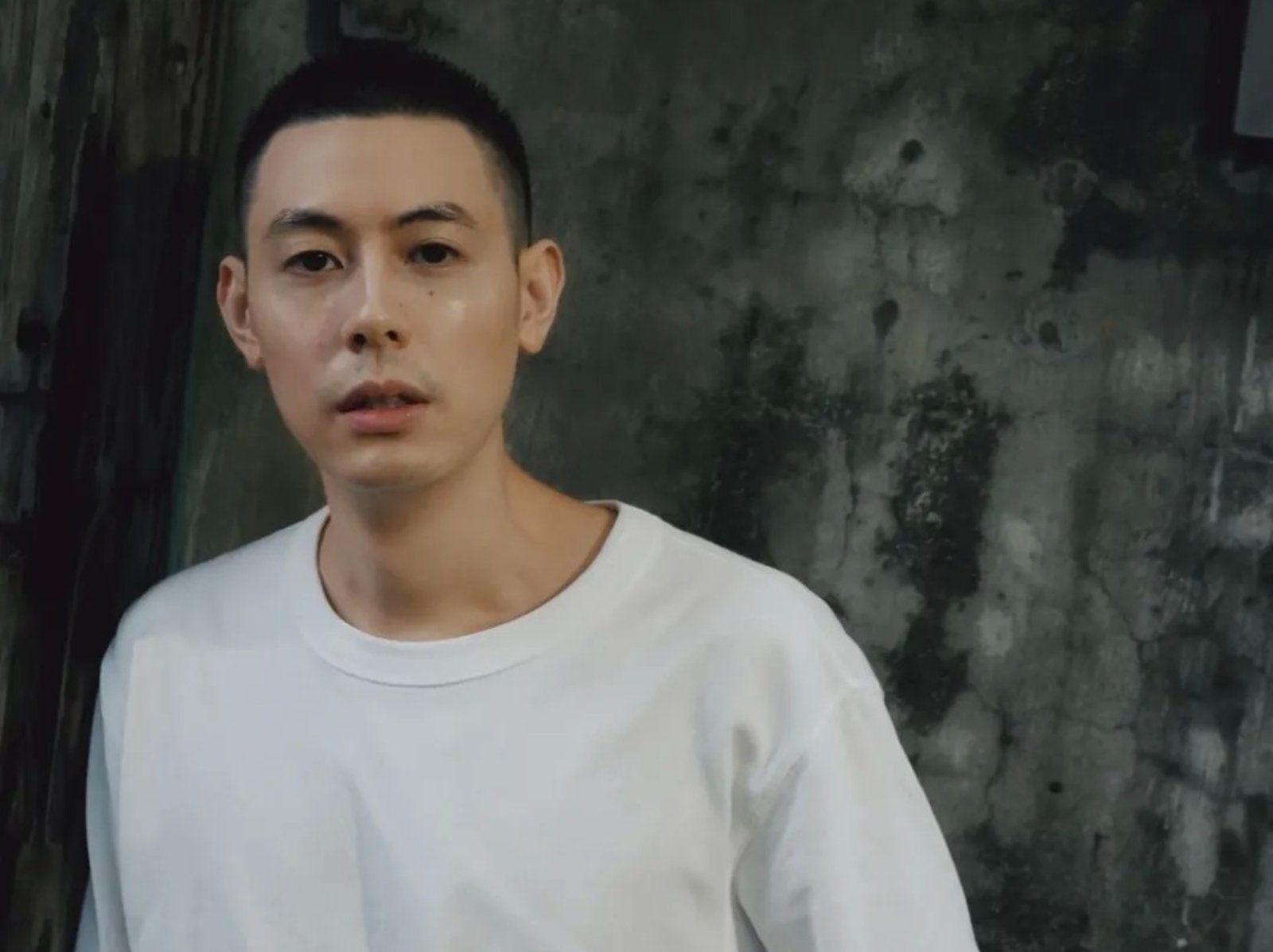 前 SpeXial 成員陳向熙閃兵神隱半年 IG 突發聲！剃平頭入伍照片曝光！